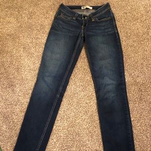 Levi’s bold curve low rise skinny jean size 25